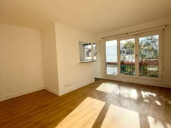Studio 1 pièce 27 m²