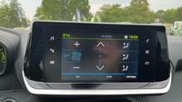 Peugeot 208 e-208 136ch Like — photo 27
