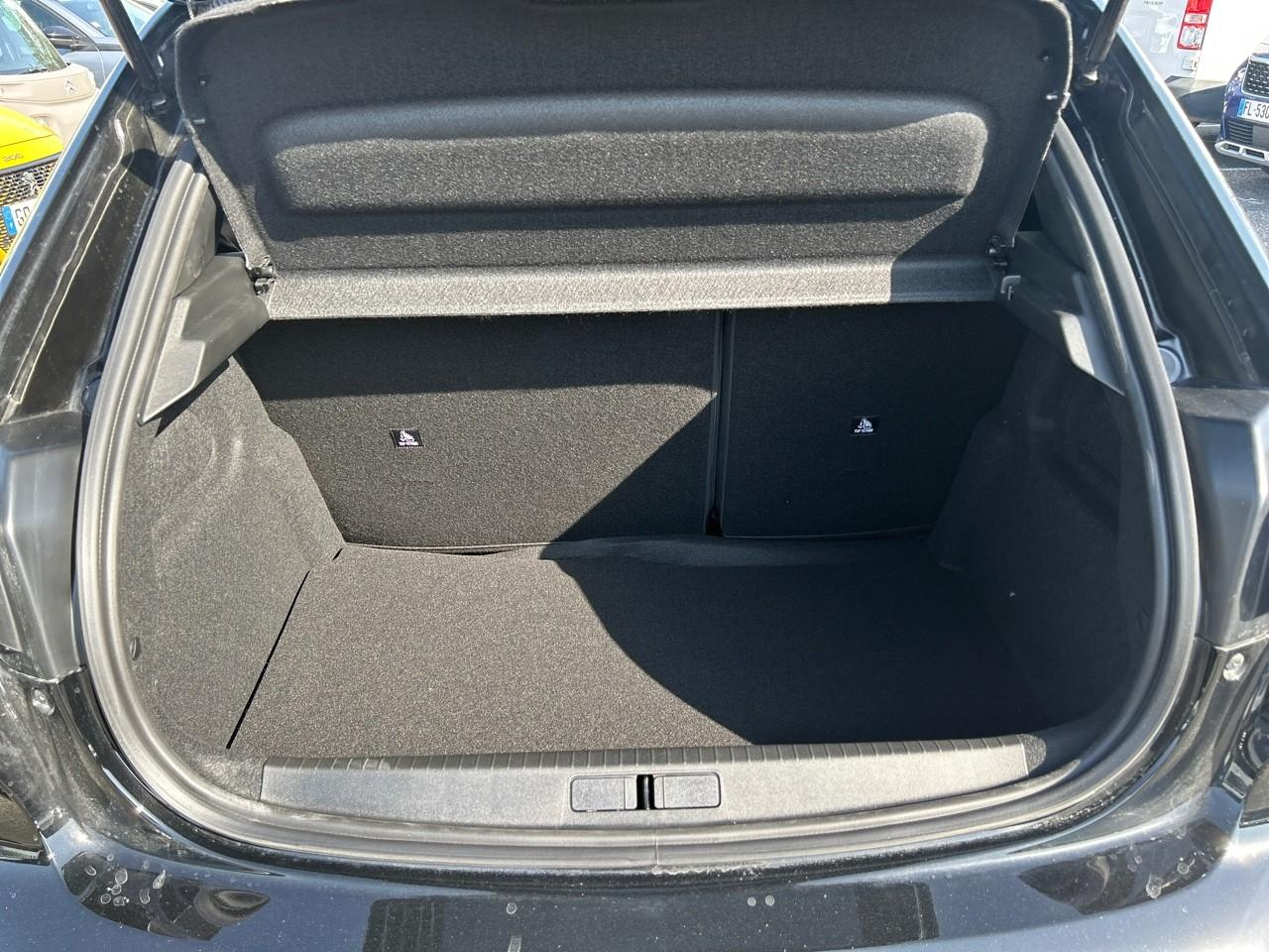 Peugeot 208 1.2 hybrid 110ch edition e-dcs6 — photo 6