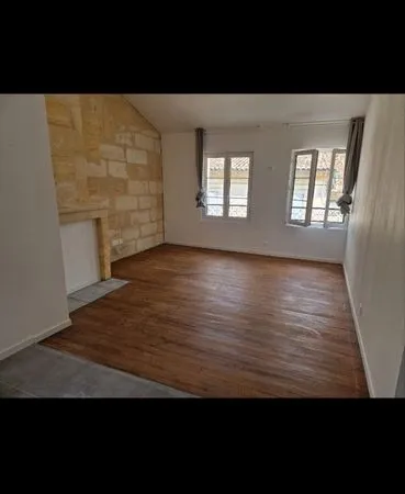 T2 (41.5m2) + garage privatif (31m2)