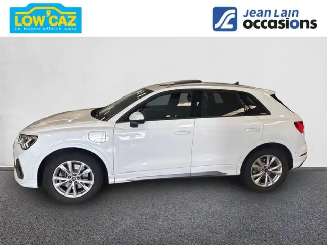 Audi Q3 45 tfsie 245 ch s tronic 6 — photo 8