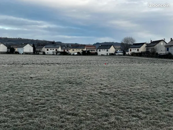 Terrain 575 m² Jussac
