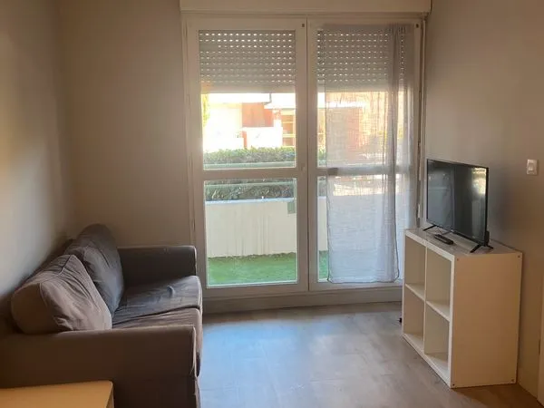 T2 MEUBLE 31M² avec parking
