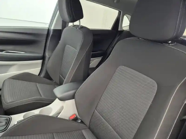 Hyundai I20 1.0 t-gdi 100 dct-7 hybrid 48v — photo 32