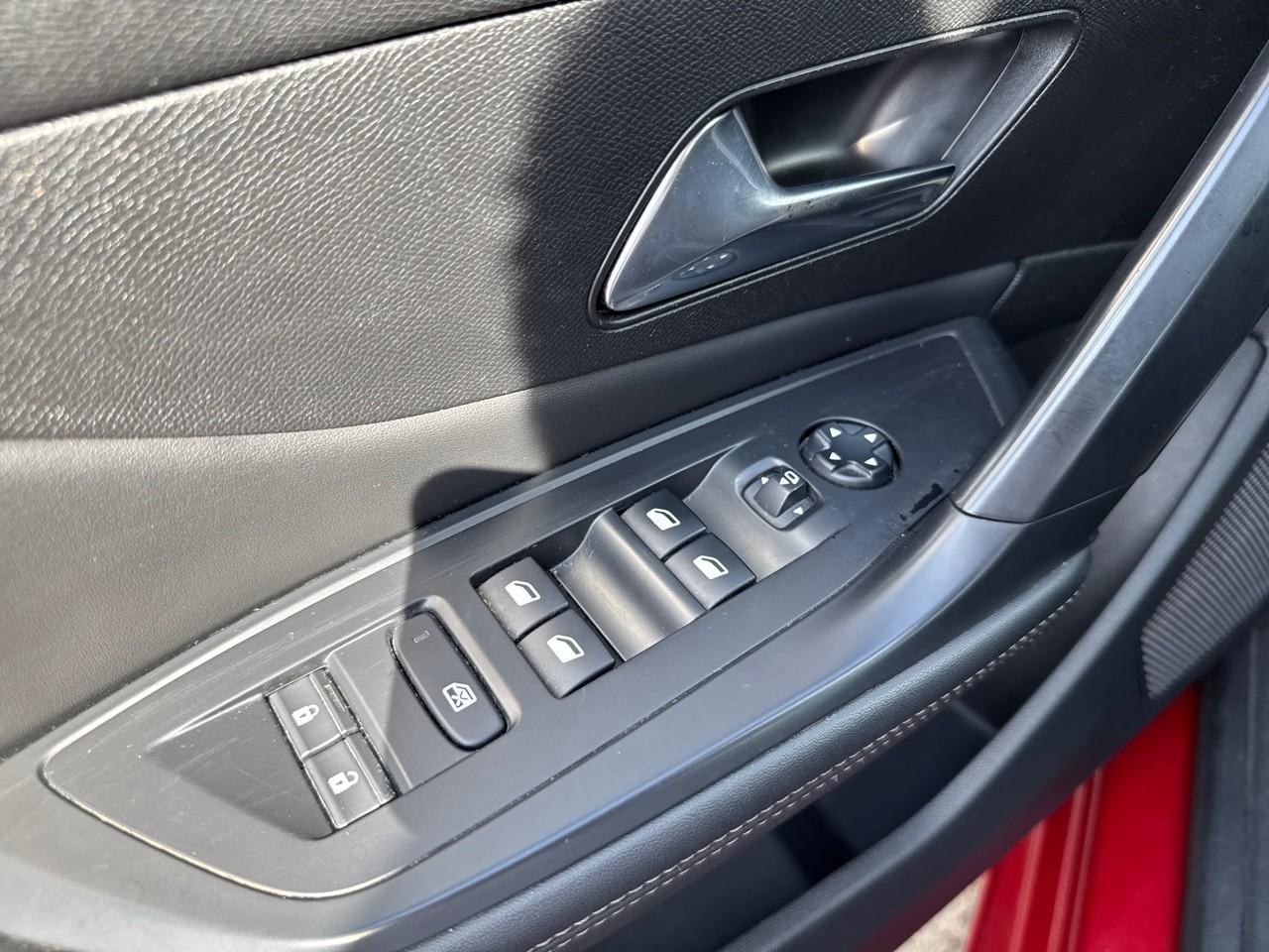 Peugeot 308 bluehdi 130ch s&s bvm6 allure pack — photo 12