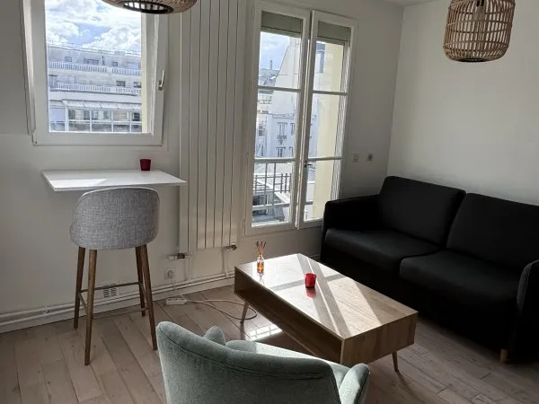 Vends appartement traversant - 31m²