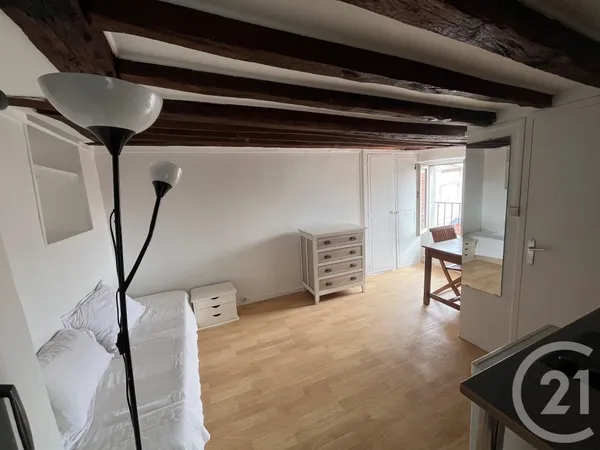 Appartement 1 pièce 13 m²