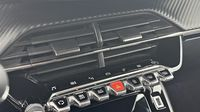 Peugeot 2008 1.2 PureTech 130ch S&S GT — photo 15