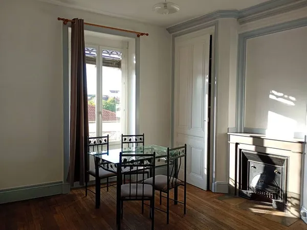 Appartement 2 pièces 61 m²