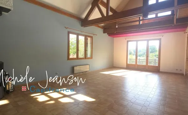 Maison familiale 138 m² - Le Touvet - Terrasse, studio indépendant et plus de 100 m² d'annexes