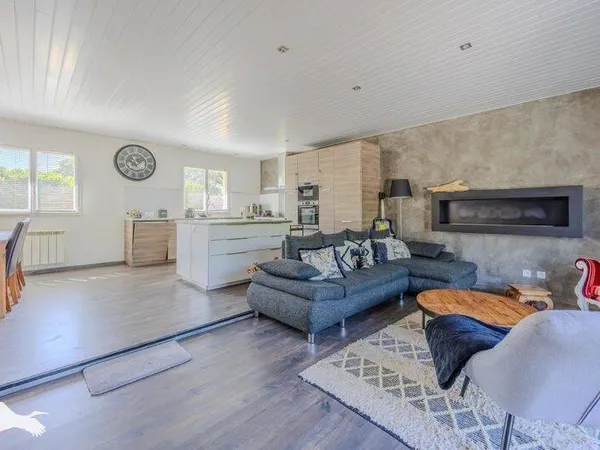 Maison de plain-pied 5 pièces 102 m²