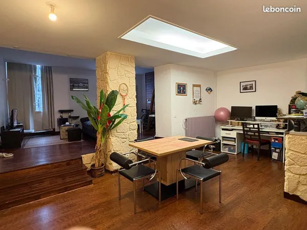 Appartement atypique de 94m2