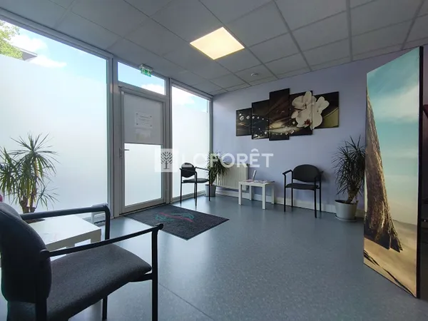 Local commercial 99 m²
