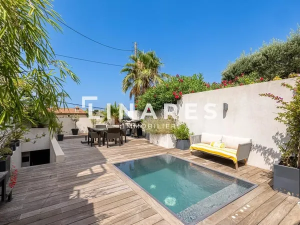 L'ÂME DU ROUCAS - Villa prestige T4- Vue mer - Garage - Piscine - Terrasses - 13007 Roucas Blanc