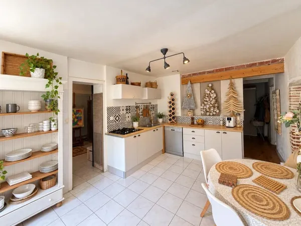 Maison Aire Sur L'adour 5 pièce(s) 120 m2