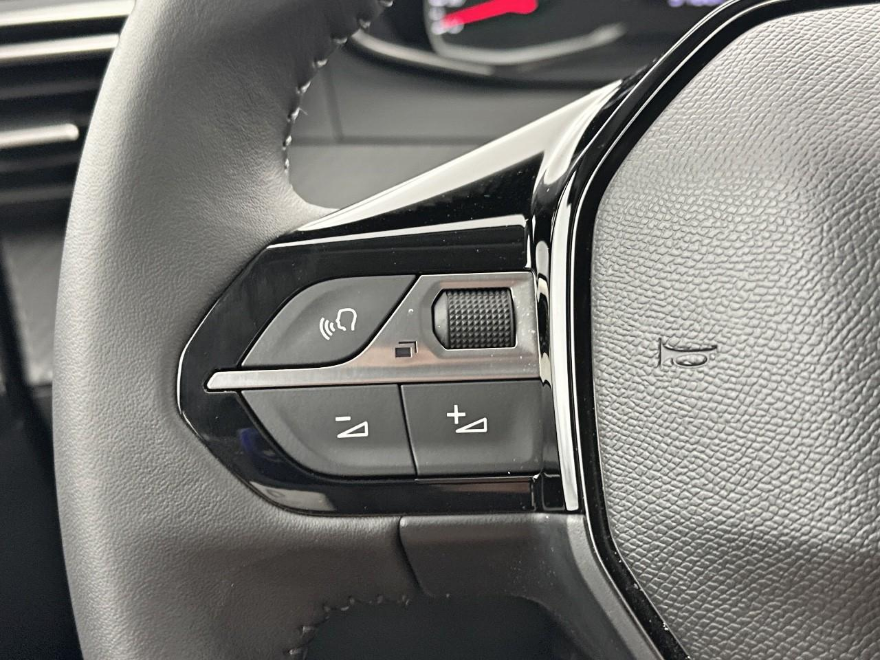 Peugeot 208 puretech 75 s&s bvm5 active — photo 20