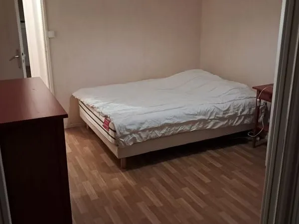 Chambre de 14m2 à louer sur Bordeaux