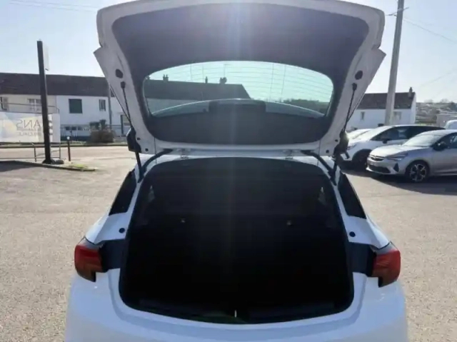 Opel Astra 1.2 turbo 110ch  edition — photo 14