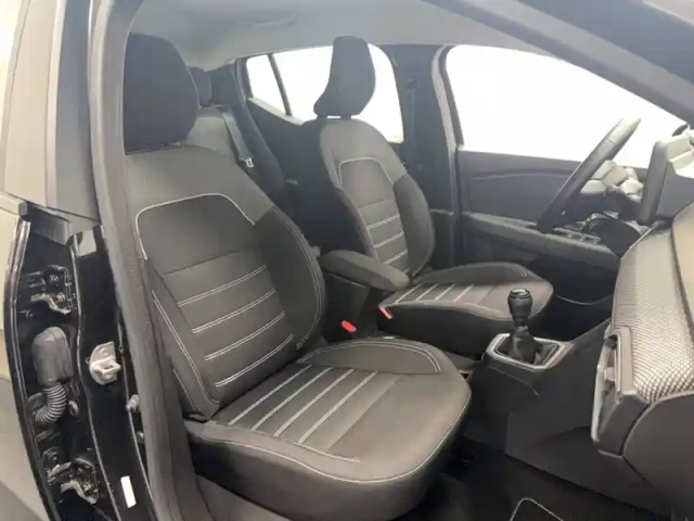 Dacia Sandero tce 90 gsr2 — photo 8