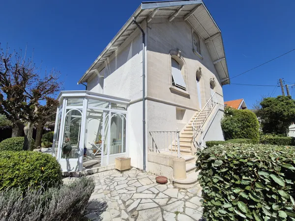 BORDEAUX CAUDÉRAN MAISON FAMILIALE AVEC JARDIN