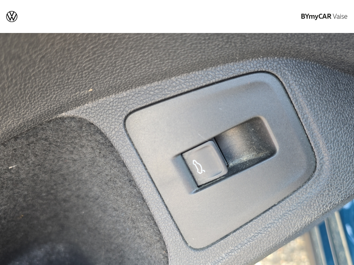 Volkswagen Tiguan 2.0 TDI 150ch DSG7 — photo 17