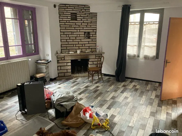 Maison 150m2 + dependance 35m2 , idéal location, bureau ou autres