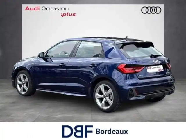 Audi A1 30 tfsi 116 ch s tronic 7 s line — photo 3