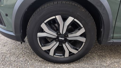 Dacia Sandero 1.0 TCe 100 ECO-G - Stepway Expression + – 2023 – 50626 km – Bicarburation essence GPL – Boîte Manuelle — photo 9