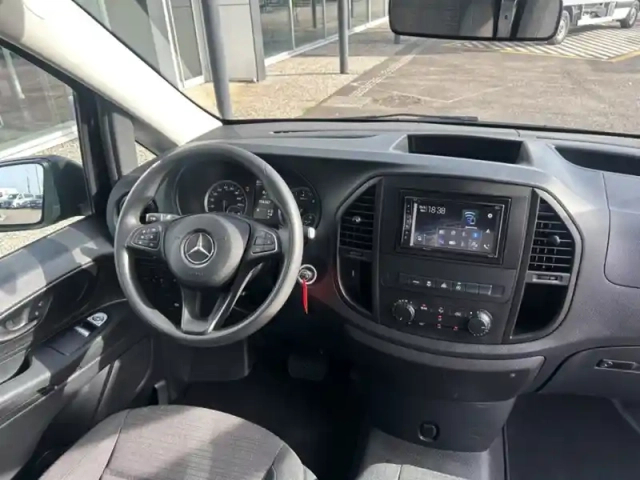 Mercedes Vito 116 cdi tourer long — photo 3