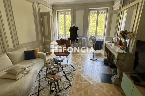 Appartement 3 pièces 107 m²