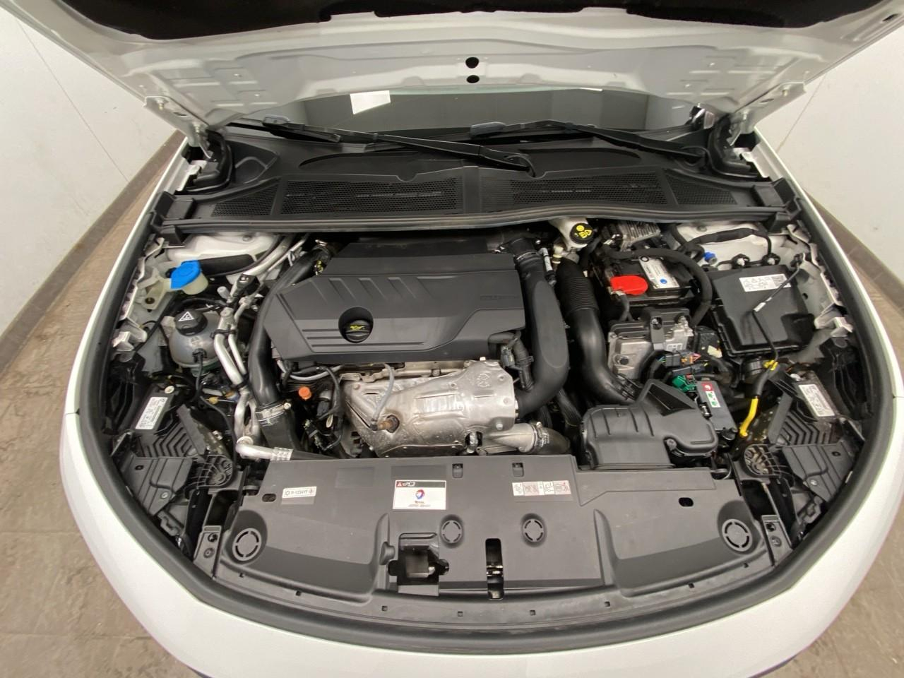 Peugeot 308 phev 180 e-eat8 active pack — photo 14