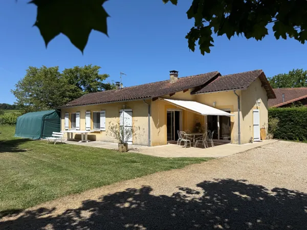 Maison de plain-pied avec vue secteur PÃ©charmant, Bergerac