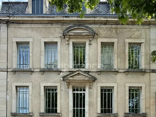 Maison 5 pièces 306 m²