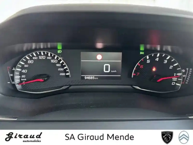 Peugeot 2008 puretech 100 s&amp;s bvm6 — photo 29