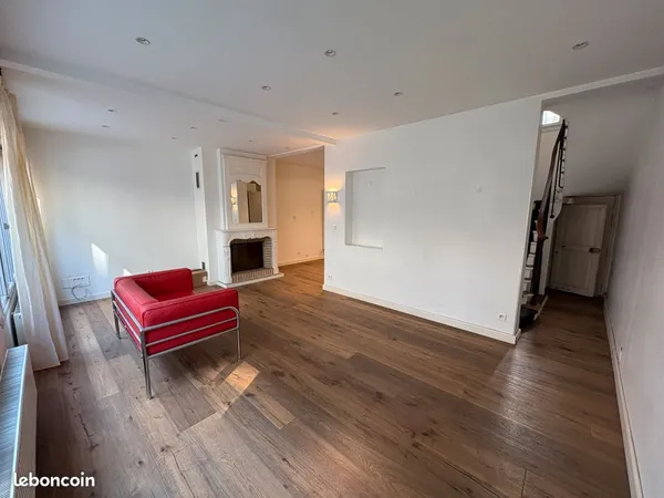 Maison de ville rare 160 m² / 5 chambres avec patio proche parc Georges Brassens