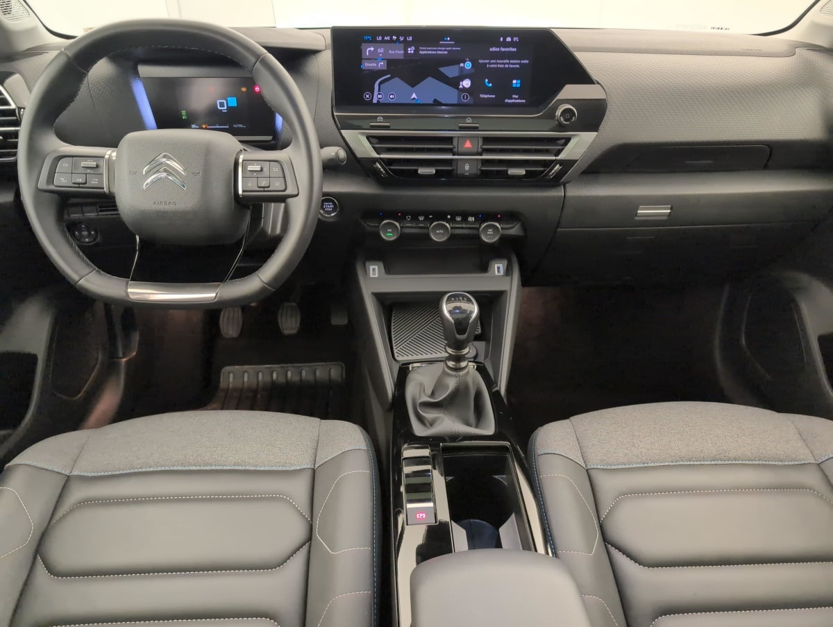 Citroën C4 — photo 13