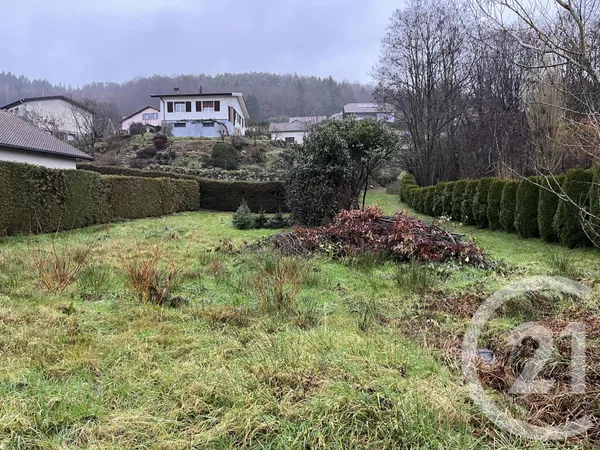 Terrain 380 m²