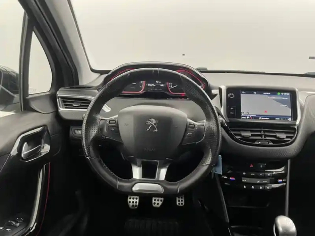 Peugeot 2008 puretech 130ch s&amp;s bvm6 — photo 255