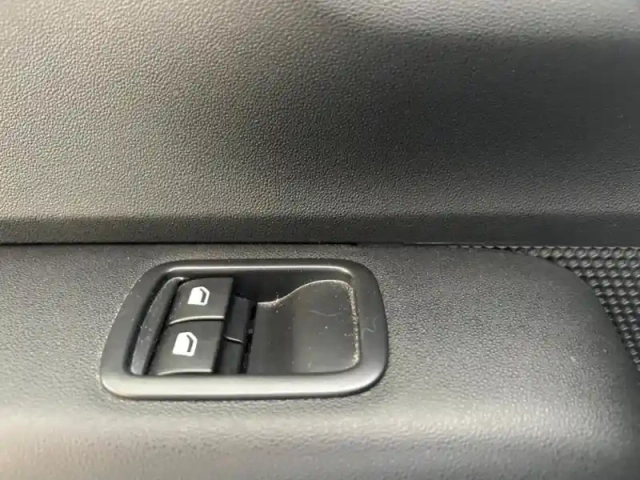 Citroën C3 puretech 82ch graphic — photo 12