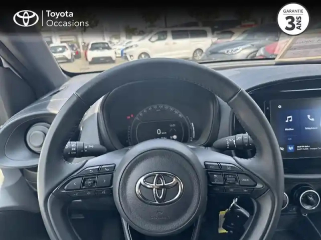 Toyota Aygo X 1.0 vvt-i 72ch dynamic my24 — photo 13