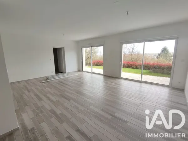 Maison 8 pièces 147 m²