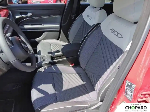 Fiat 600 t-gen 3 1.2 hybrid 110ch edct6 — photo 11