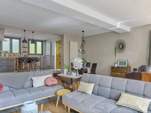 Maison 7 pièces 143 m²