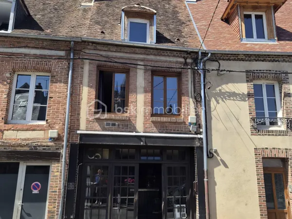 Immeuble 5 pièces 107 m²
