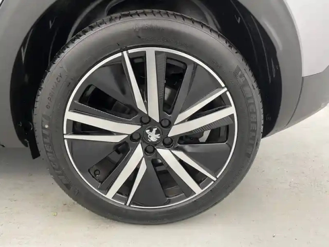 Peugeot 3008 puretech 130ch s&amp;s eat8 — photo 16