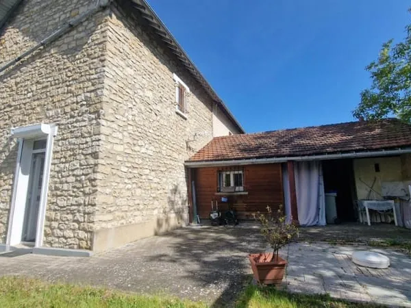Maison 3 pièces terrain 180 m² jardin et dépendance