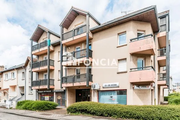 Local 52 m²