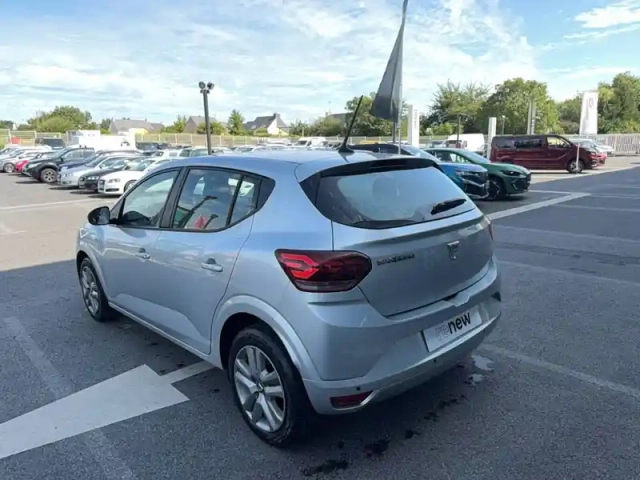 Dacia Sandero sce 65 — photo 8