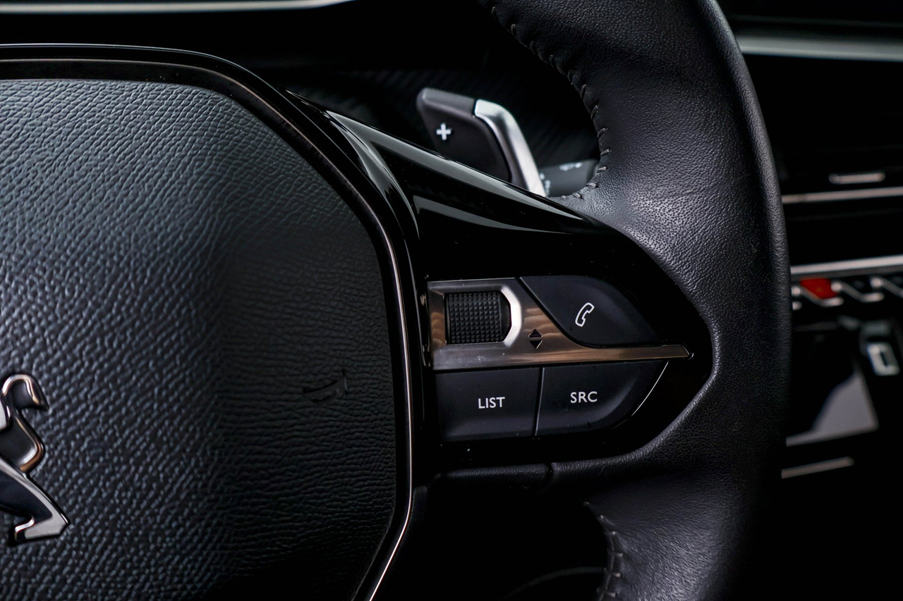Peugeot 2008 — photo 18