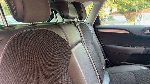 Citroen C4 TPMR 1.6 BlueHDi 120 - Millenium – 2017 – 118900 km – Diesel – Boîte Automatique — photo 42